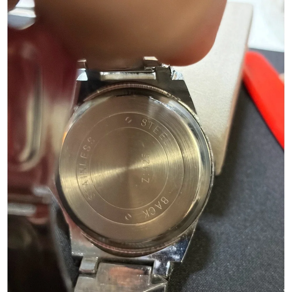 Orlando‎ Wristwatch Mens OS Silver Stainless Steel Analog Quartz